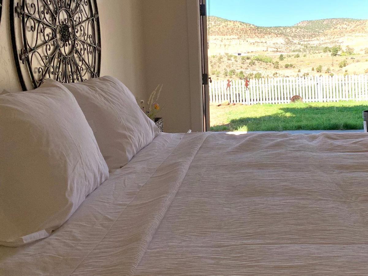 Annie'S Place Bed & Breakfast Boulder Town Bagian luar foto