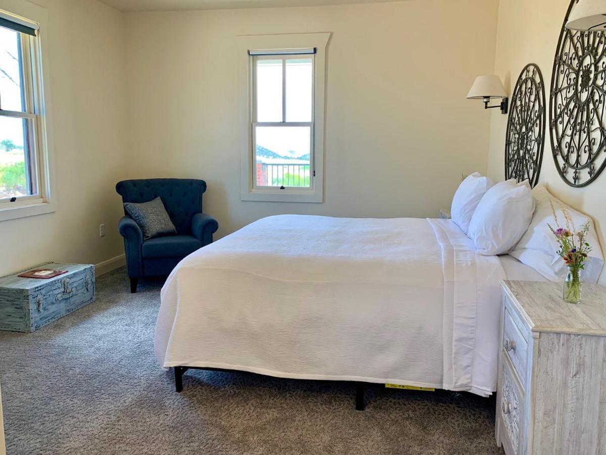 Annie'S Place Bed & Breakfast Boulder Town Bagian luar foto