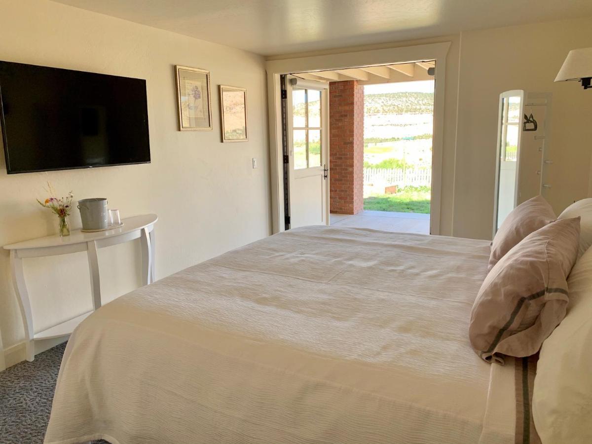 Annie'S Place Bed & Breakfast Boulder Town Bagian luar foto
