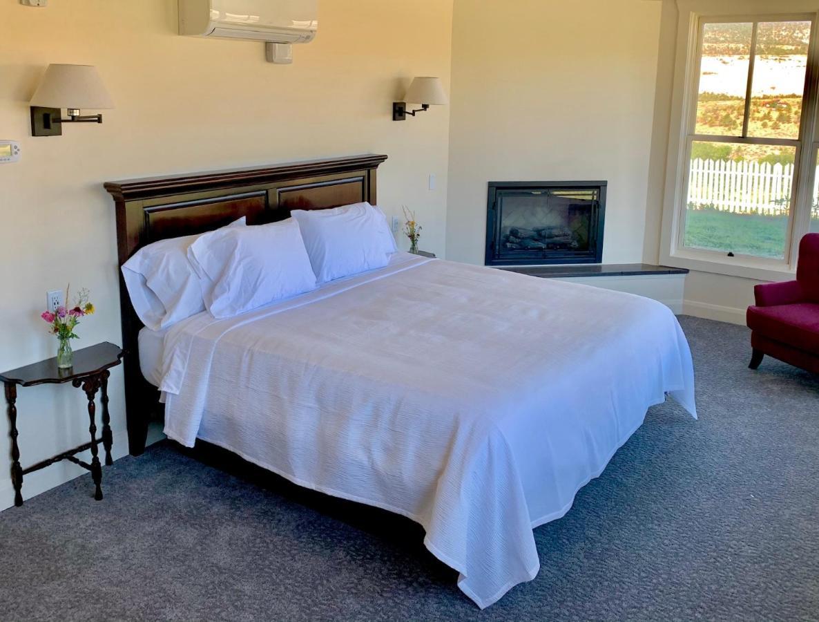 Annie'S Place Bed & Breakfast Boulder Town Bagian luar foto