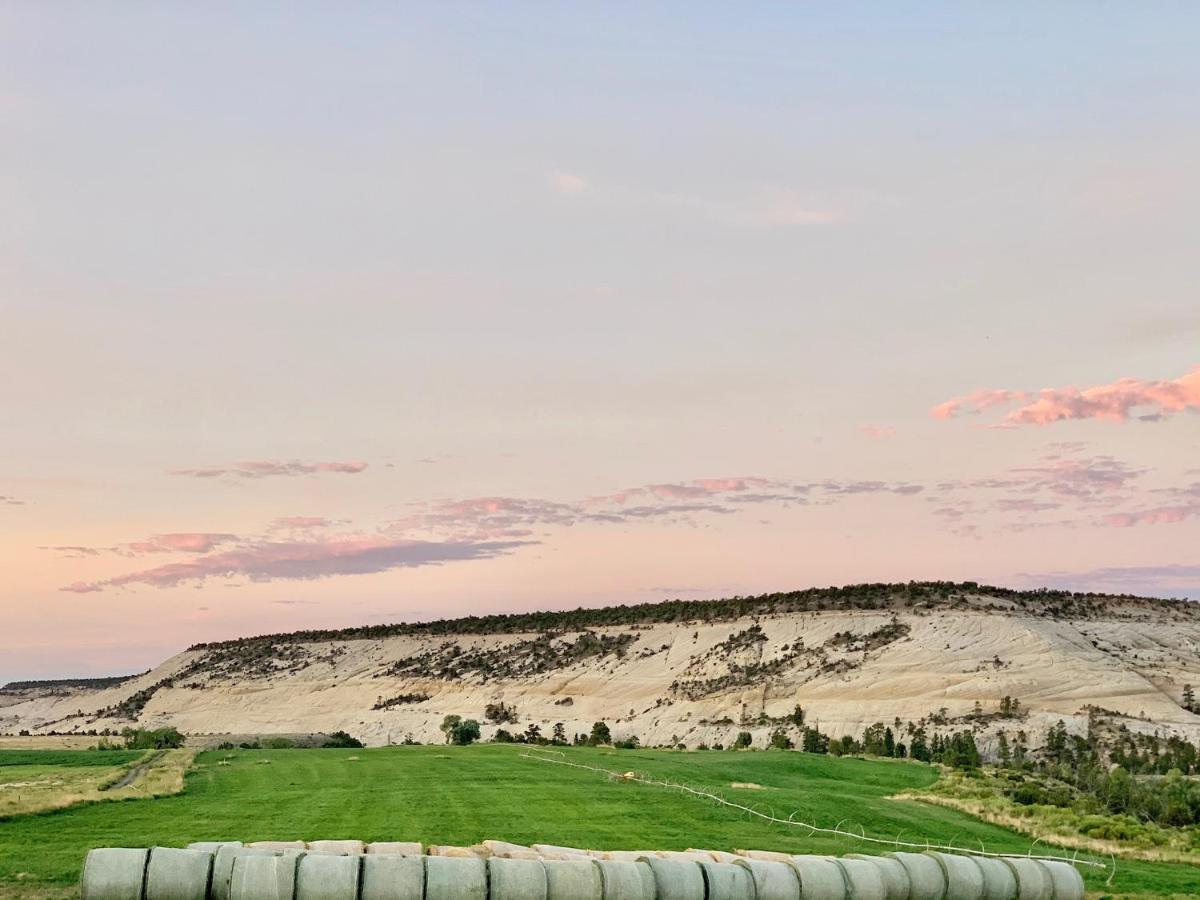 Annie'S Place Bed & Breakfast Boulder Town Bagian luar foto